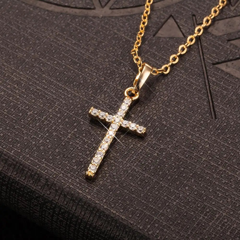 Stunning Dorian Luxe Women's Cross Necklace ✨