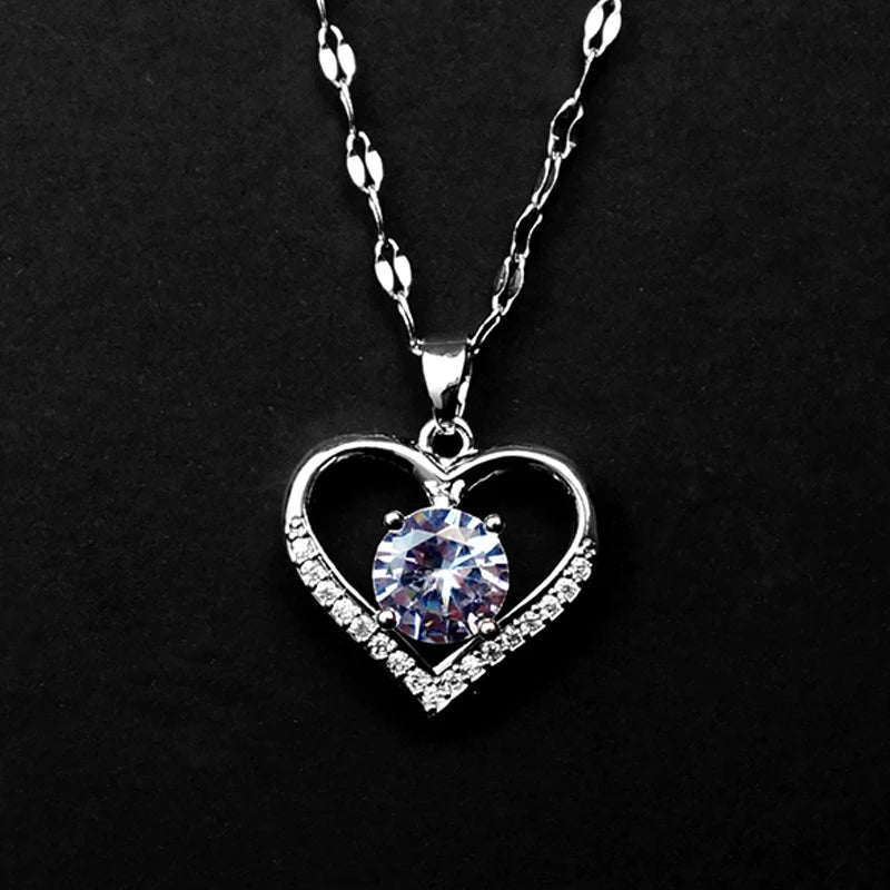 White Cut Diamond Dorian Luxe Heart Necklace ✨